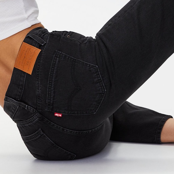 Levi’s Premium | Levi’s Loose Straight for Free People - Picture 2 of 11